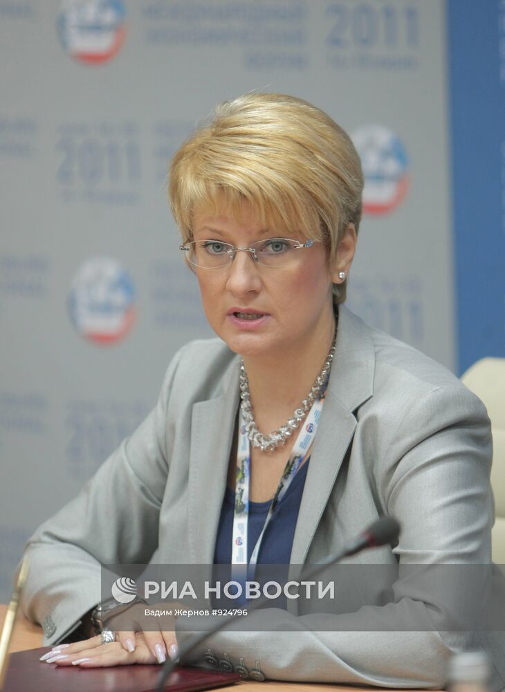 Ольга Плешакова