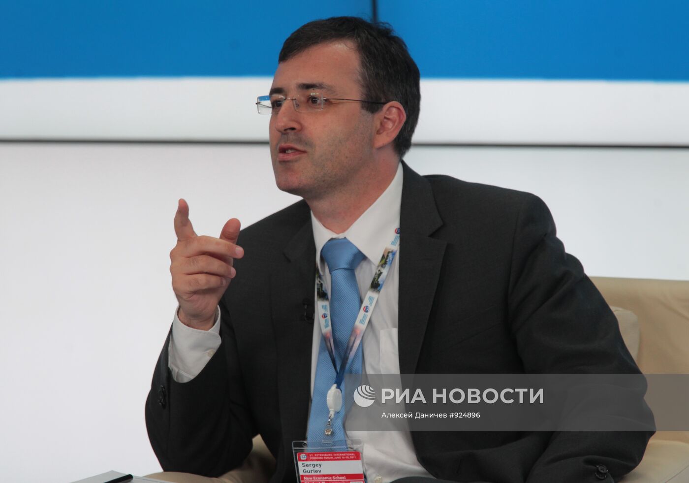 Сергей Гуриев