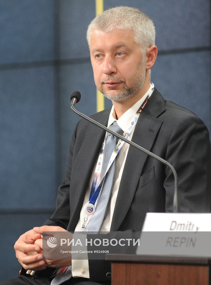 Дмитрий Репин