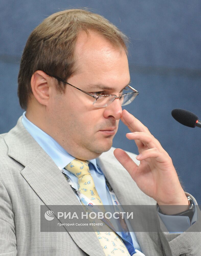 Александр Провоторов