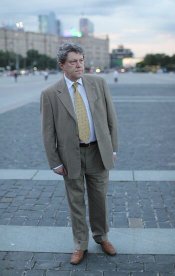 Григорий Явлинский
