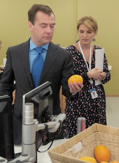 Президент РФ Дмитрий Медведев посещает агентство РИА Новости