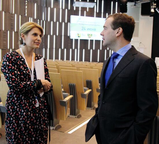 Президент РФ Дмитрий Медведев посещает агентство РИА Новости