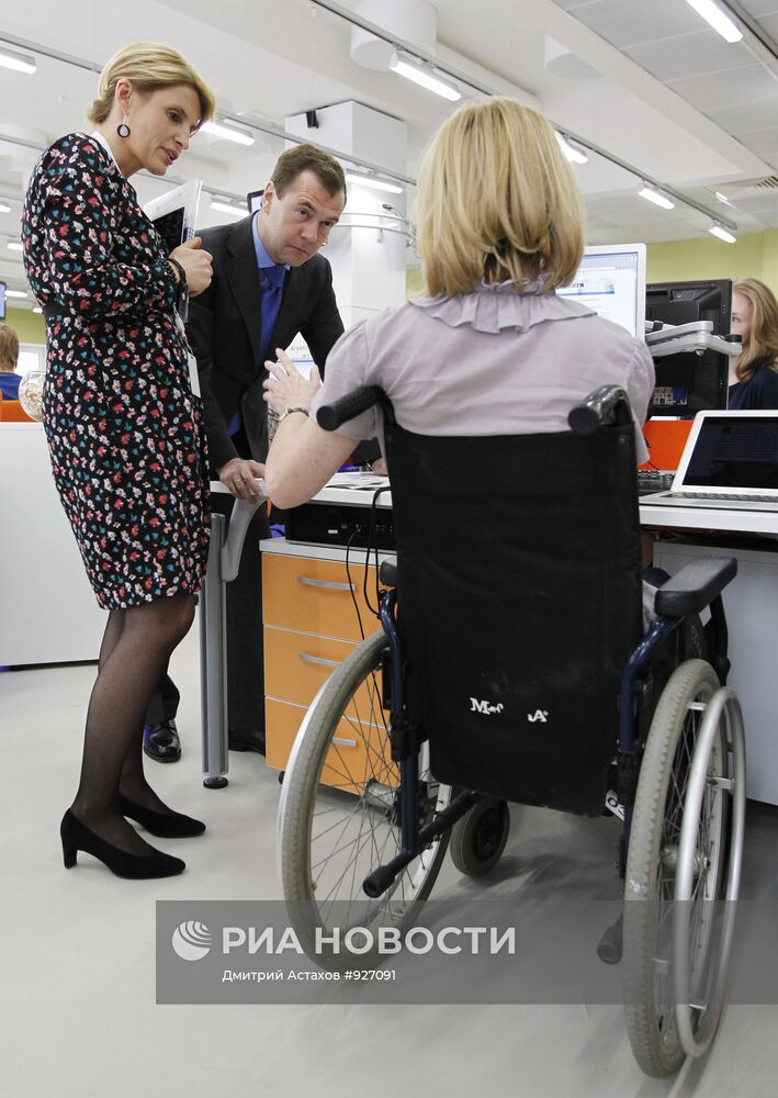 Президент РФ Дмитрий Медведев посещает агентство РИА Новости