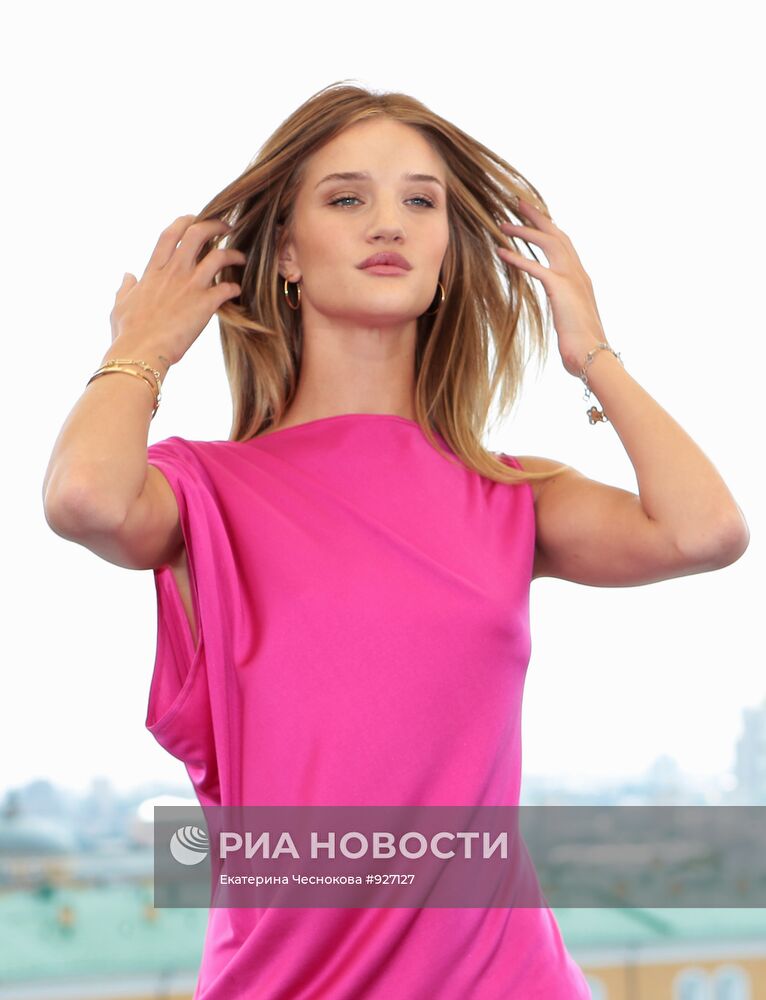 Рози Хантингтон-Уайтли