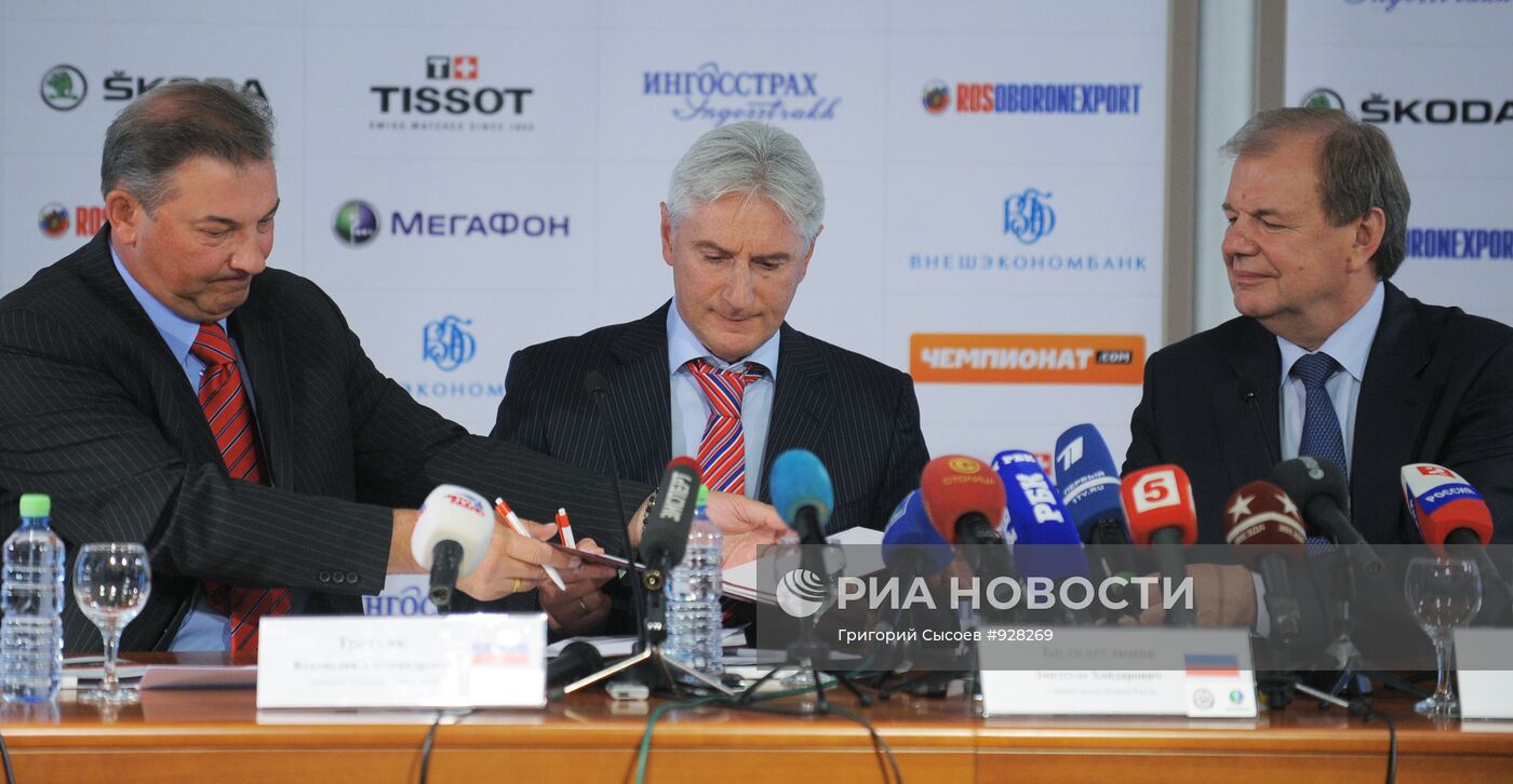 Главным тренером сборной России по хоккею назначен Билялетдинов