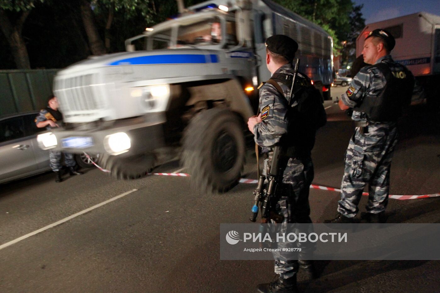 Мужчина открыл беспорядочную стрельбу в Москве