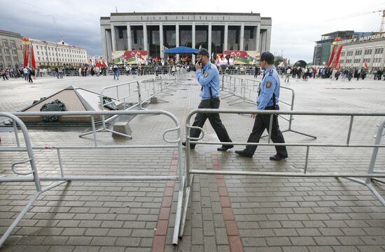 Акция движения "Революция через социальные сети" в Минске