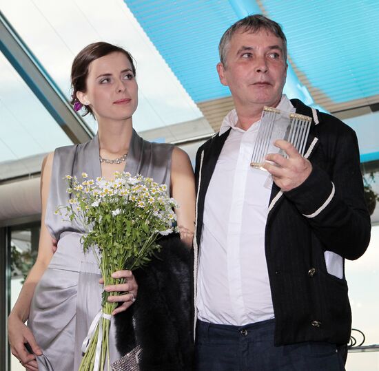 Андрей Орлов с супругой