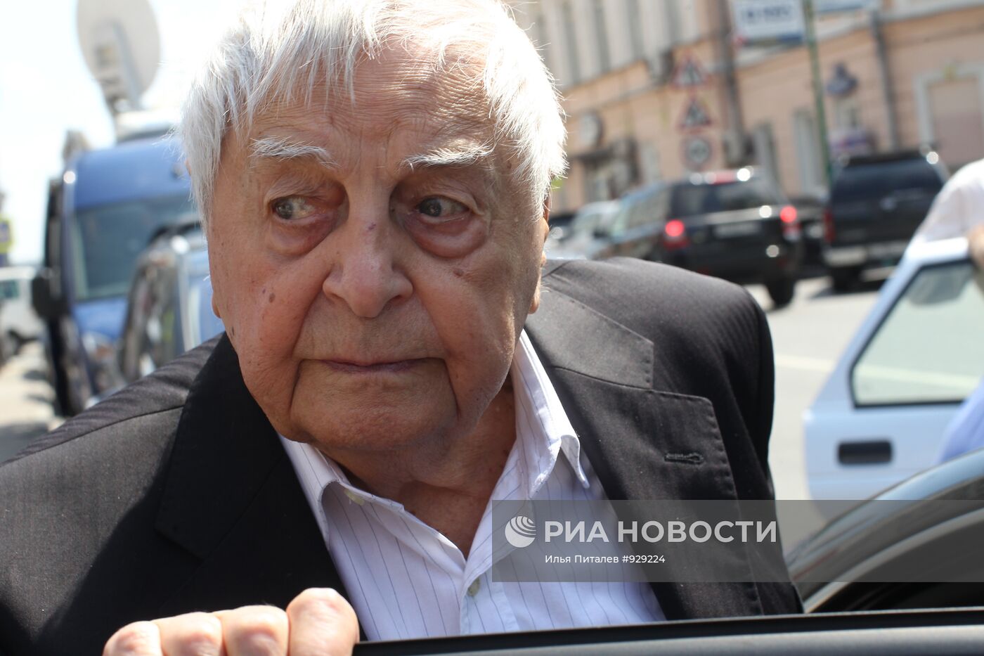 П/к художественного руководителя Театра на Таганке Ю.Любимова