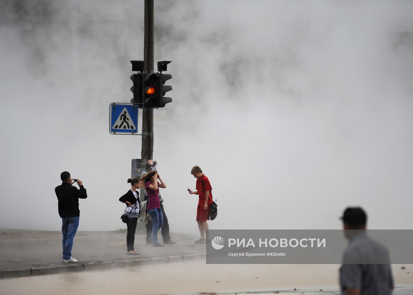 В Санкт-Петербурге улицу Есенина залило кипятком
