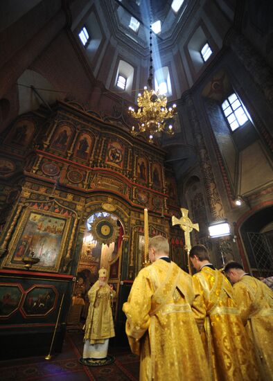 Торжественное богослужение в честь 450-летия Покровского собора