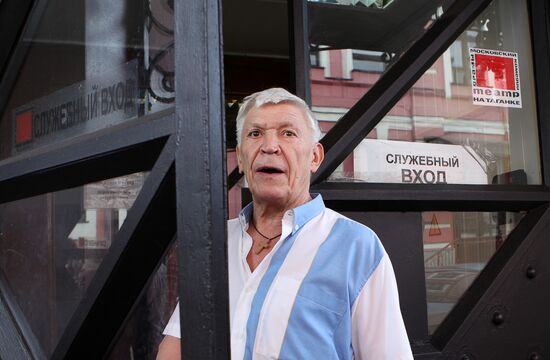 Общее собрание труппы Театра на Таганке