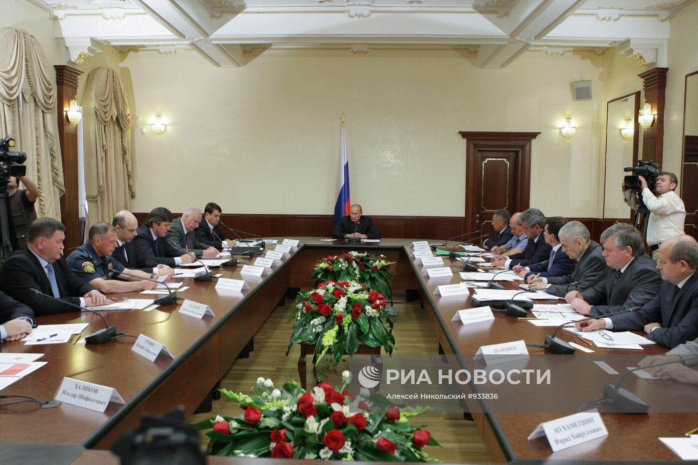В. Путин провел заседание правительственной комиссии в Казани