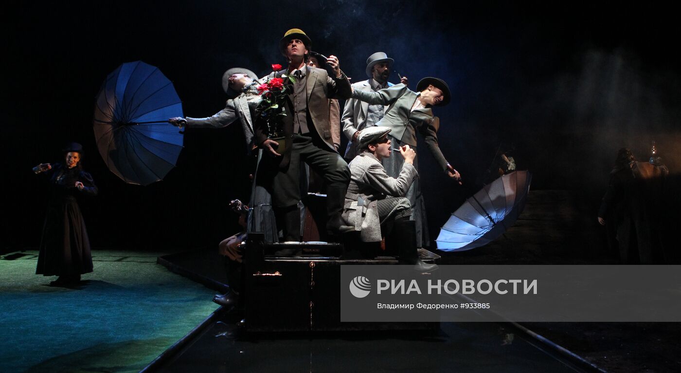 Пресс-показ спектакля "Город.ОК" в рамках Чеховского фестиваля