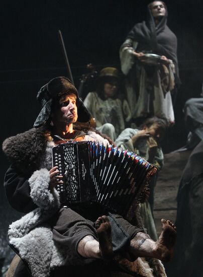 Пресс-показ спектакля "Город.ОК" в рамках Чеховского фестиваля