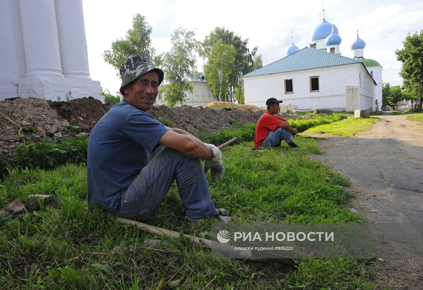 Города России. Углич