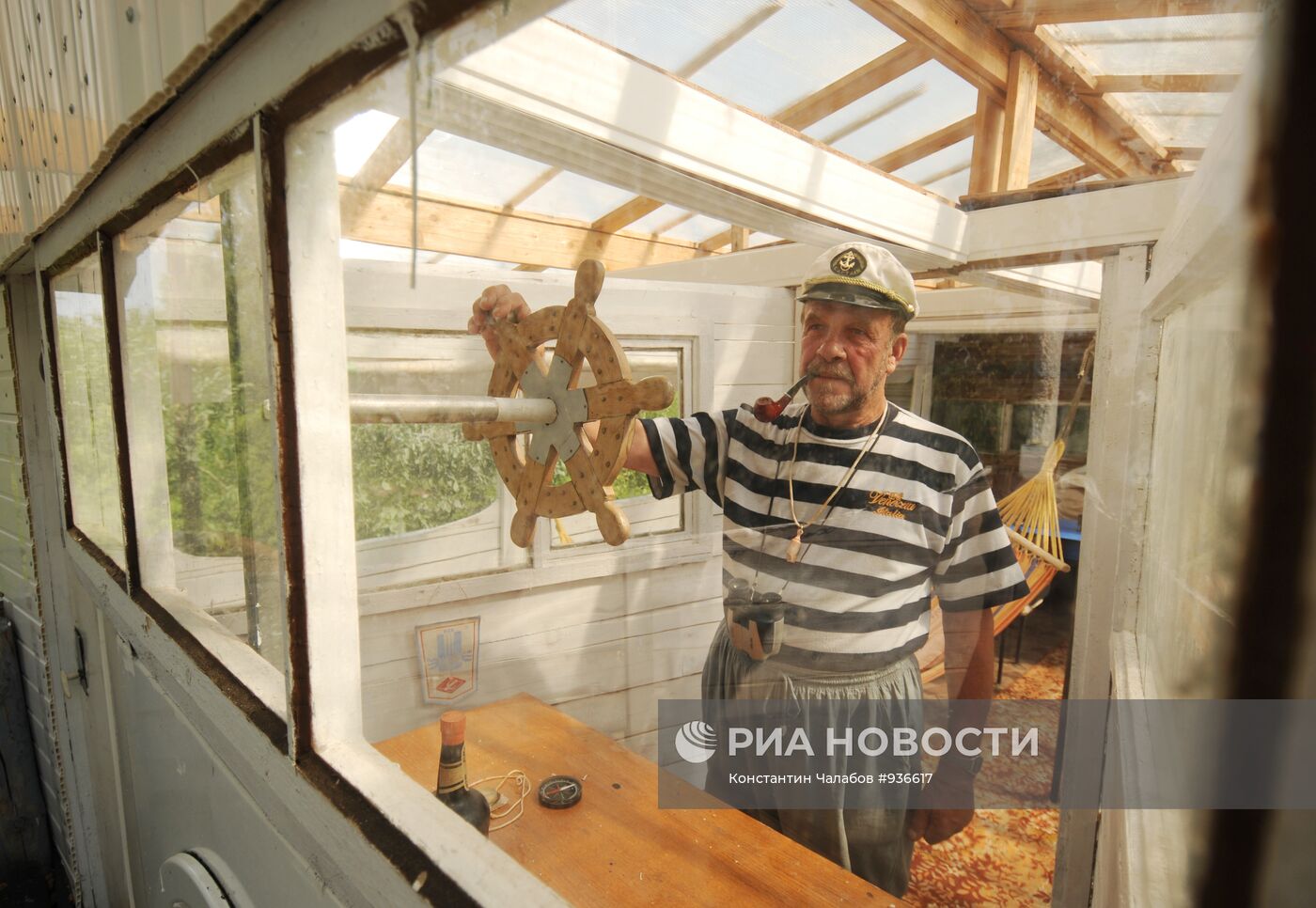 Дом-корабль в деревне Старый Шимск Новгородской области