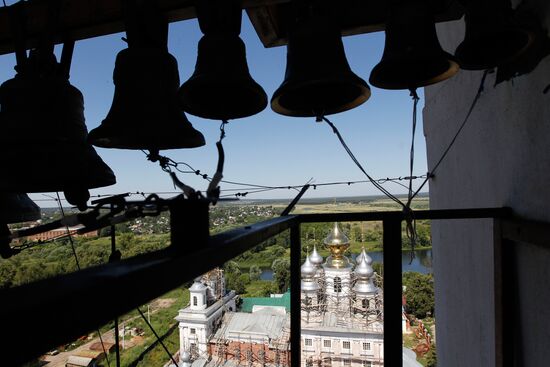 Звонница колокольни Воскресенского собора в городе Шуе