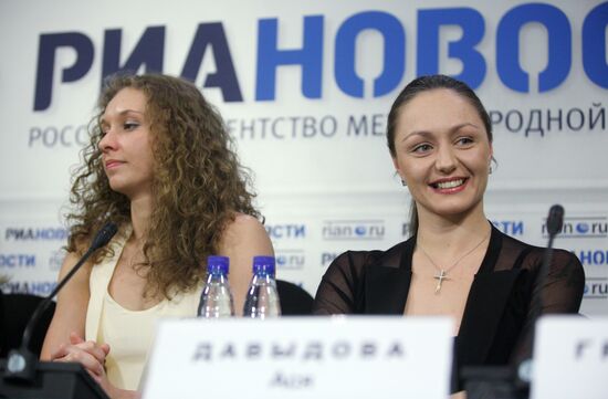 Наталья Ищенко и Анастасия Давыдова