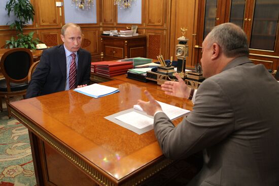 Встреча Владимира Путина с Владимиром Илюхиным