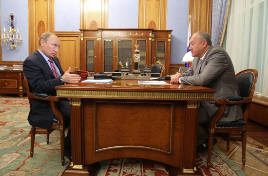 Встреча Владимира Путина с Владимиром Илюхиным