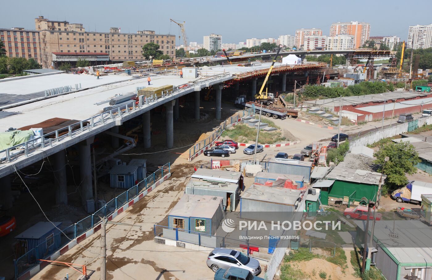 Строительство автомагистрали рядом с ММДЦ "Москва-СИТИ"