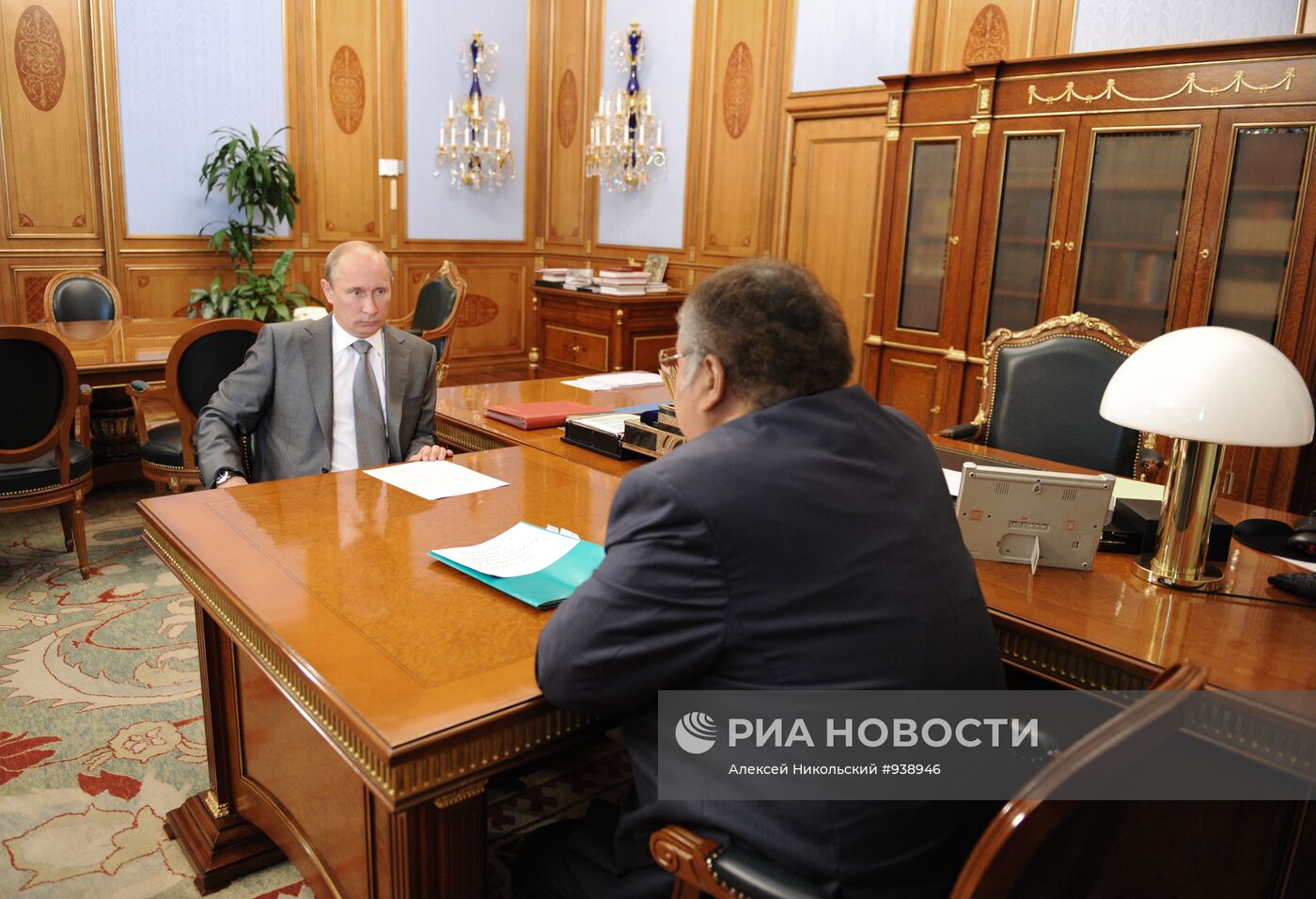 Встреча премьер-министра РФ Владимира Путина с Аманом Тулеевым