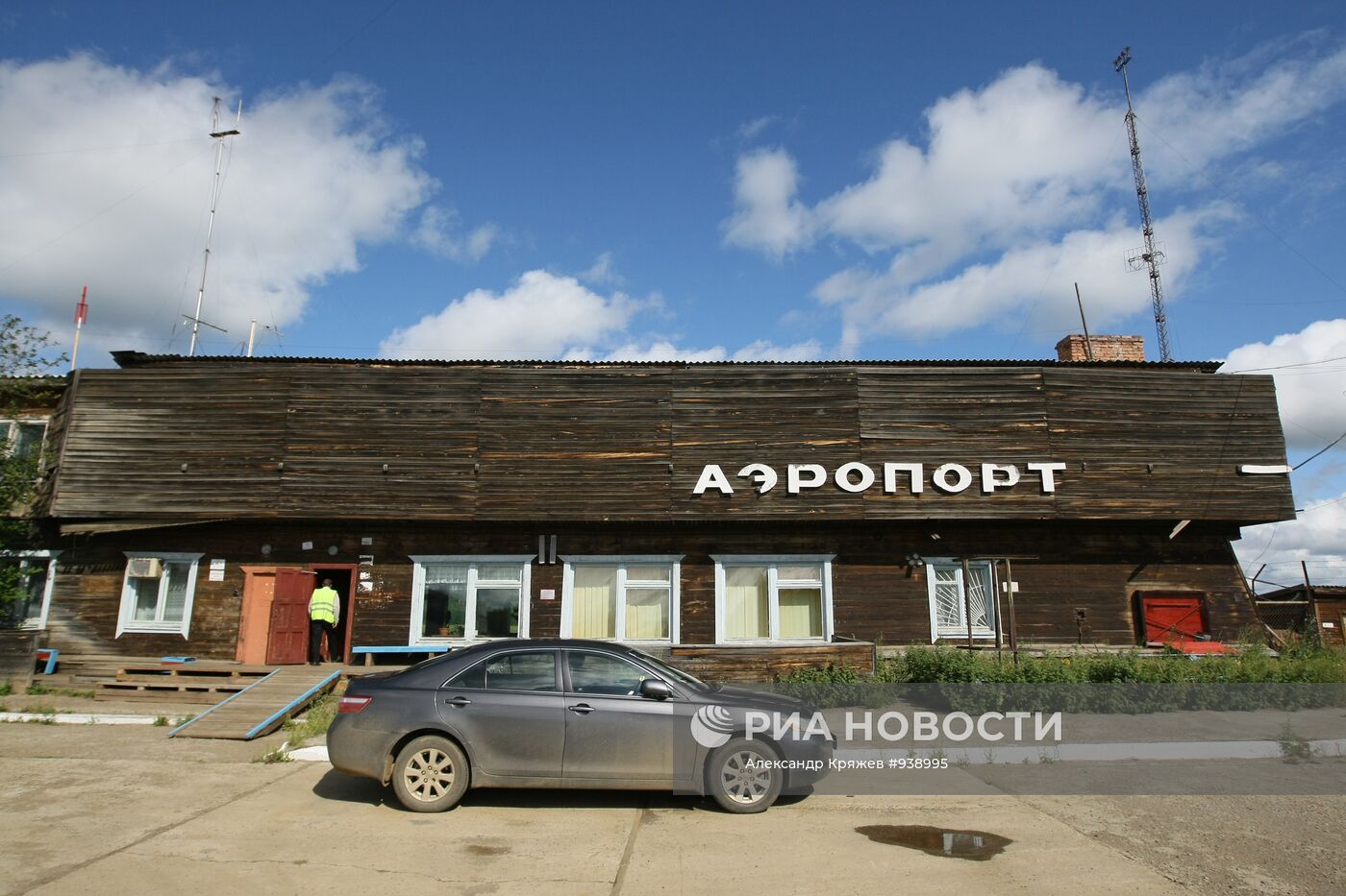 Здание аэровокзала районного аэропорта в городе Кодинске
