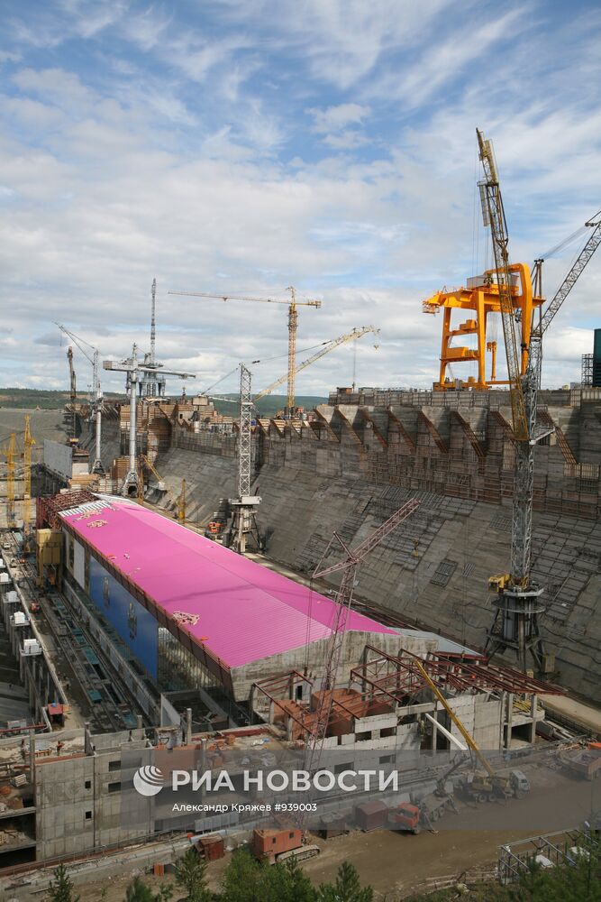 Строительство Богучанской ГЭС