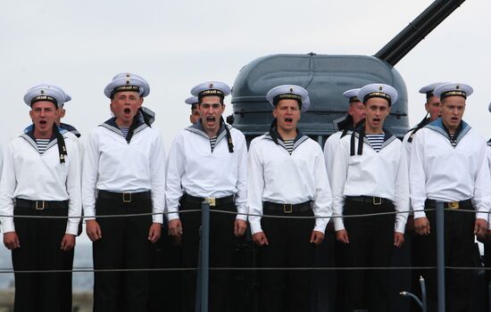 Репетиция парада Балтийского флота ко Дню ВМФ