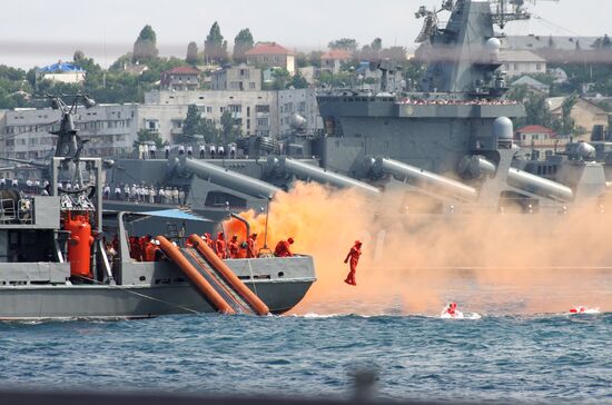 Празднование Дня Военно-морского флота в Севастополе