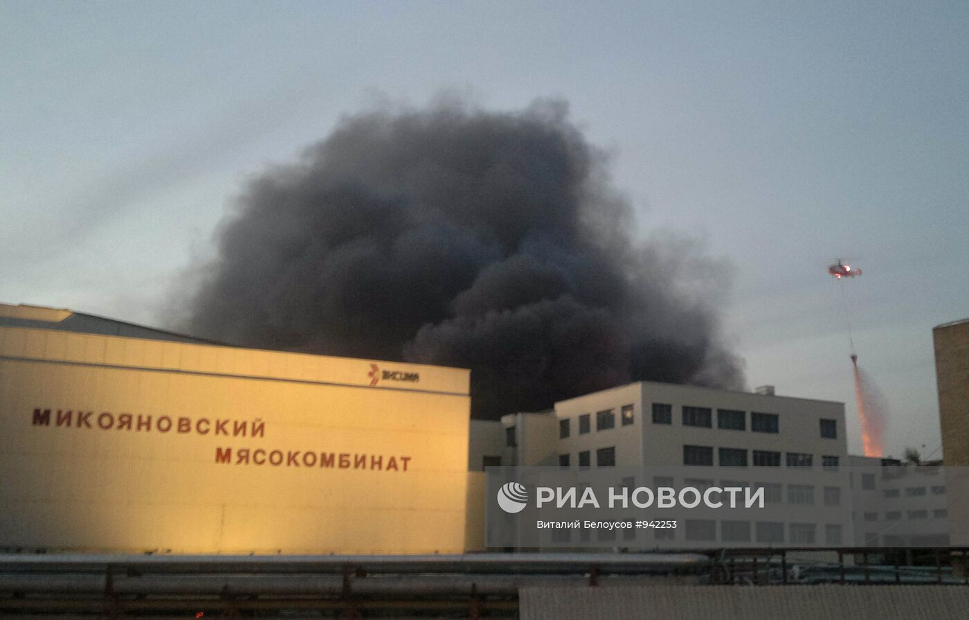 Пожар на складе в центре Москвы