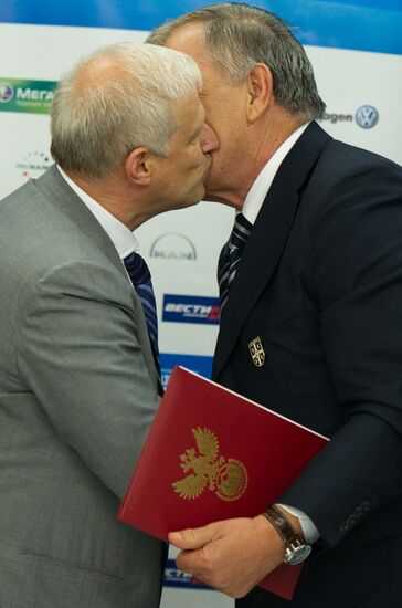 Подписание соглашения между РФС и Футбольной Ассоциацией Сербии