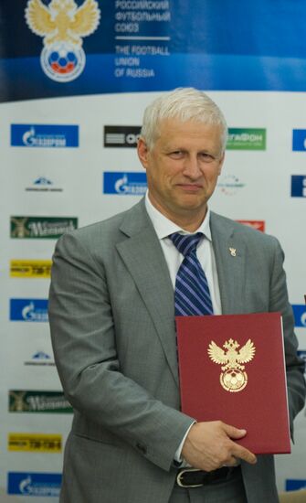 Подписание соглашения между РФС и Футбольной Ассоциацией Сербии