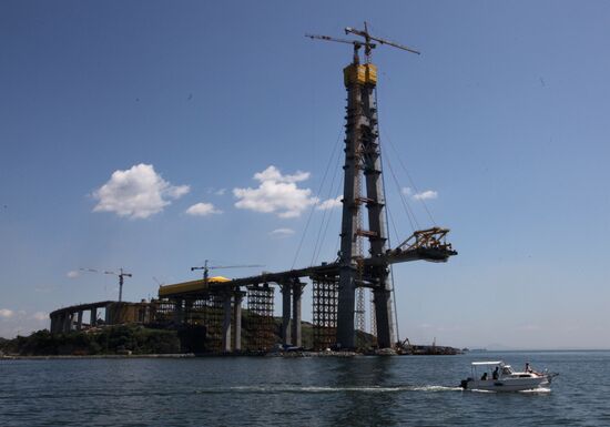 Строительство объектов к саммиту АТЭС 2012 года во Владивостоке