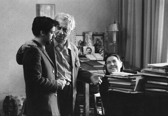 А.И. Хачатурян с семьей