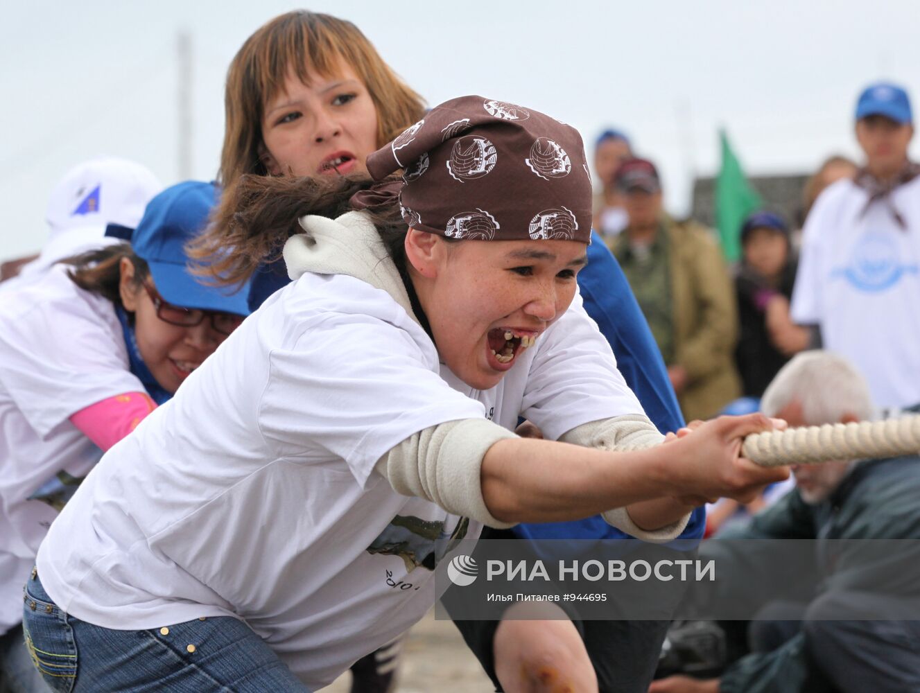 Культурно-спортивный фестиваль морских охотников "Берингия-2011"