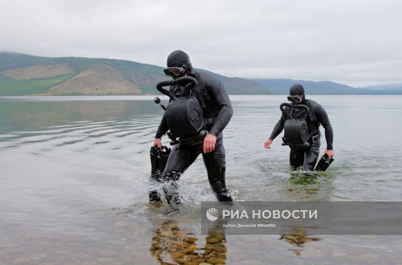 Учебно-методические сборы водолазов-взрывников на Байкале