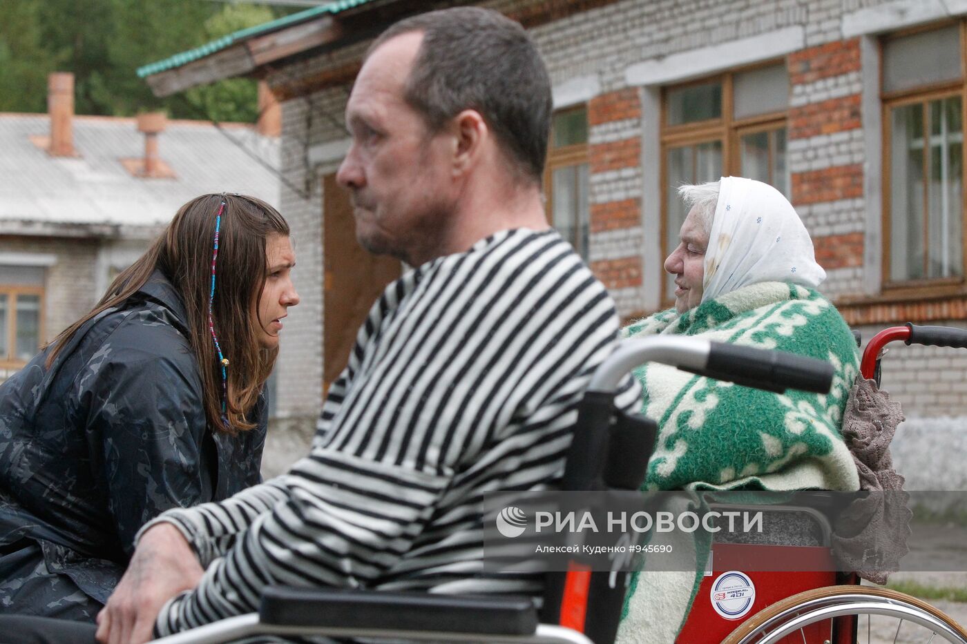 Волонтерская работа в Няндомском доме-интернате