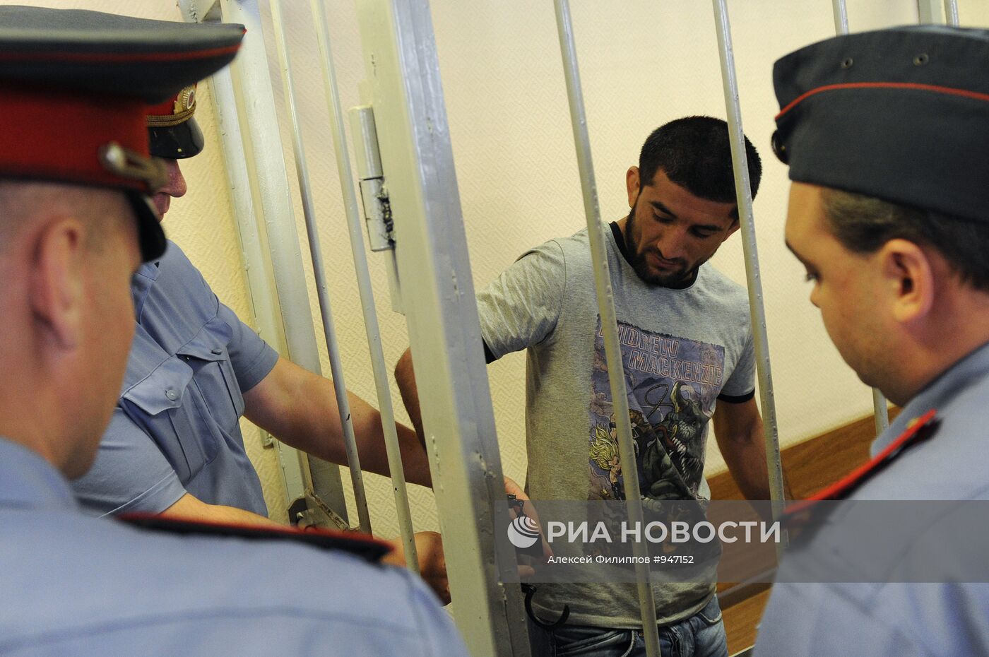Замоскворецкий суд Москвы рассмотрит вопрос об аресте Мирзаева