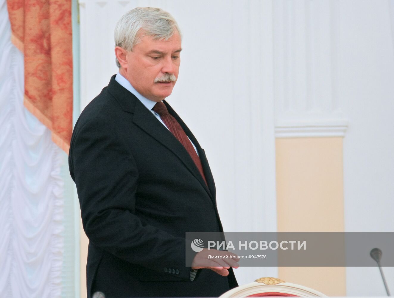 Пресс-конференция врио губернатора С.-Петербурга Г. Полтавченко