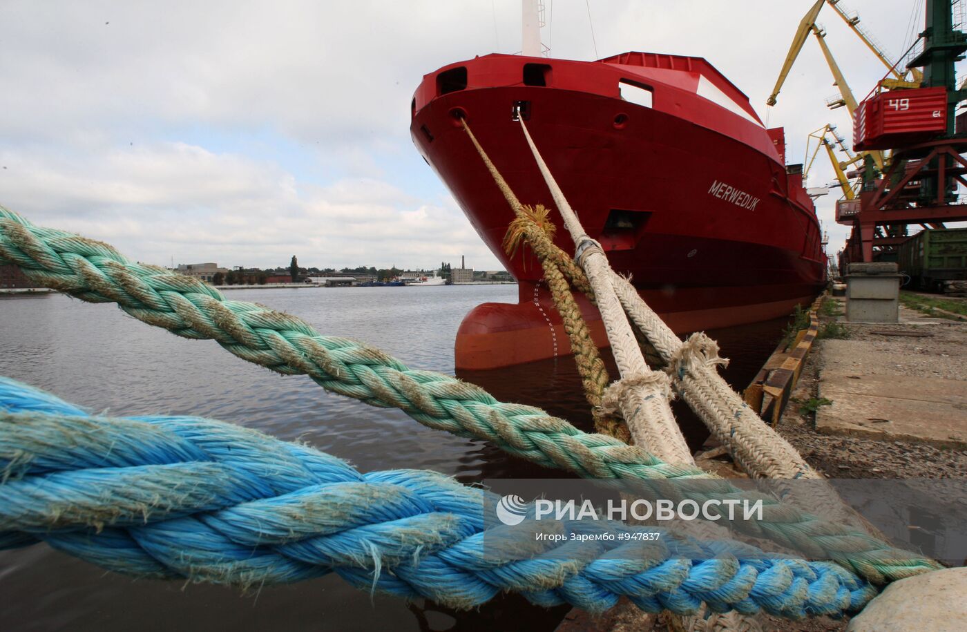 Работа контейнерного терминала Калининградского порта