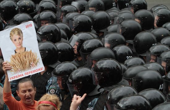 Митинг протеста оппозиции в Киеве в День Независимости Украины