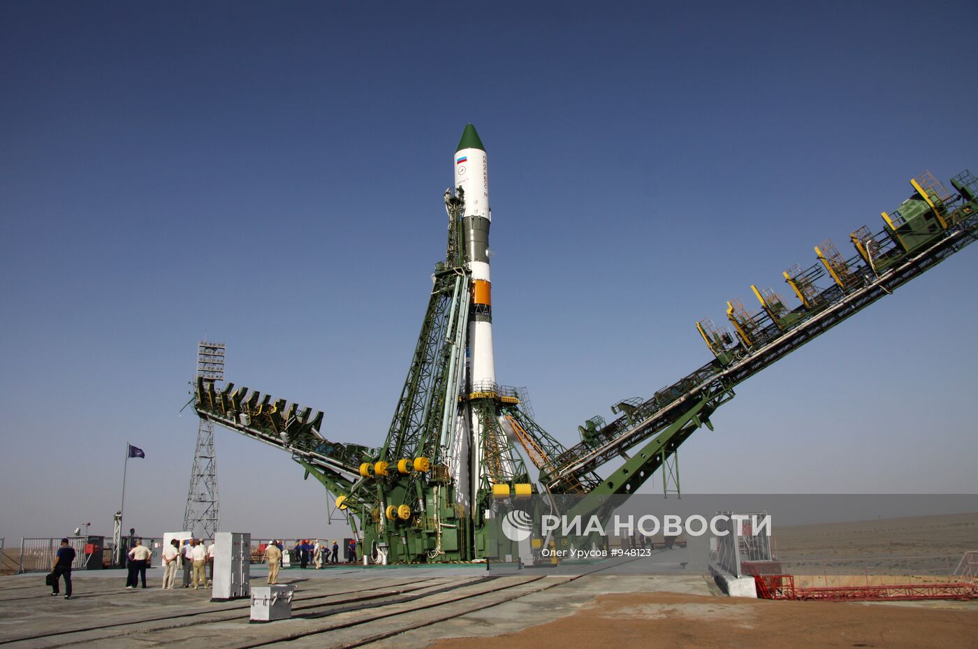 Запуск российского грузового корабля "Прогресс М-12М"