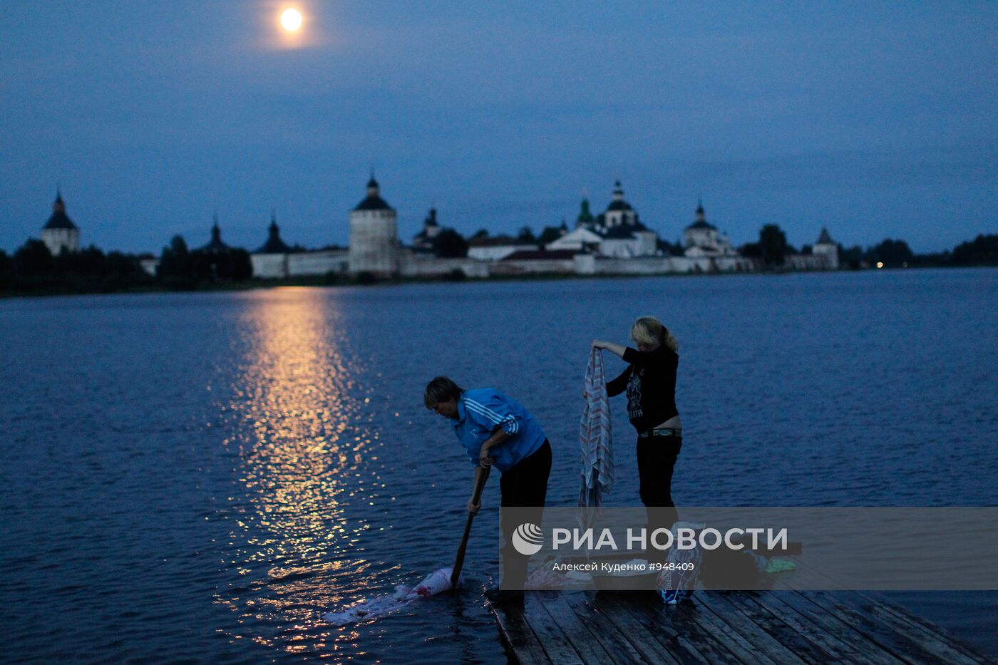 Вид на Кирилло-Белозерский монастырь