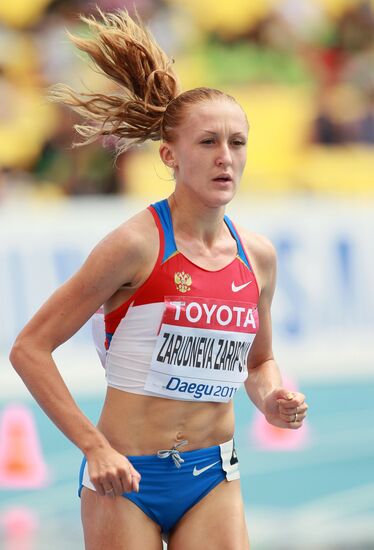 Юля спортсменка. Легкоатлетка Юлия Крохалева. Легкоатлетка Юлия у Чернова занимается. Юля спортсменка из беременна в 16.