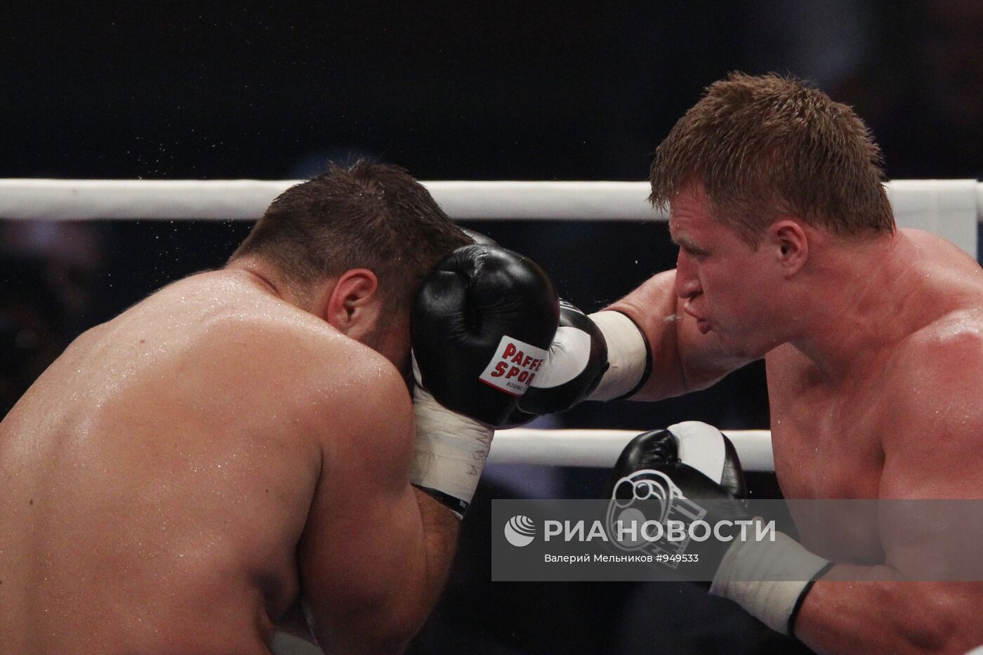 Бокс. Бой за звание чемпиона WBA между А.Поветкиным и Р.Чагаевым