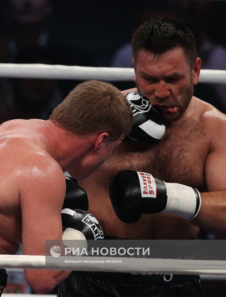 Бокс. Бой за звание чемпиона WBA между А.Поветкиным и Р.Чагаевым