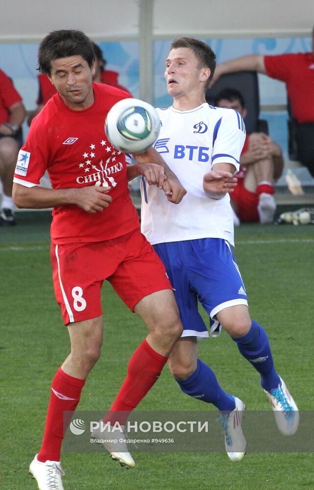 Футбол. РФПЛ. Матч "Динамо" - "Спартак" (Нальчик)